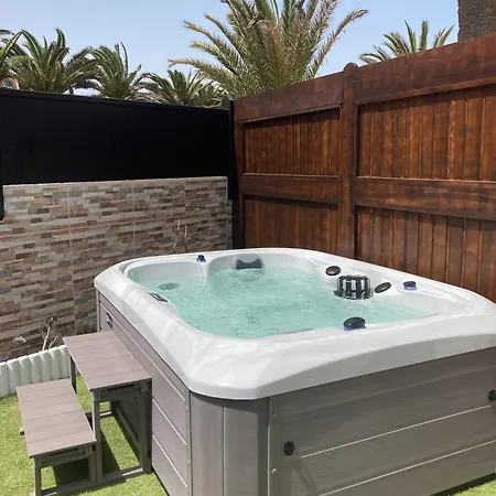 Dom wakacyjny Casa Grisu *