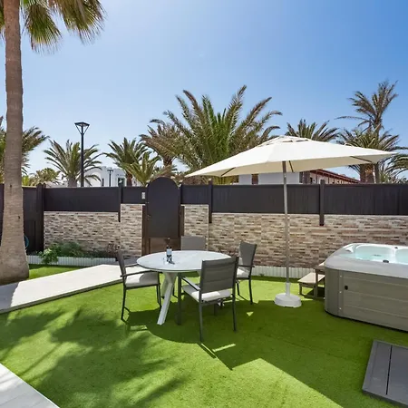 Holiday home Casa Grisu *